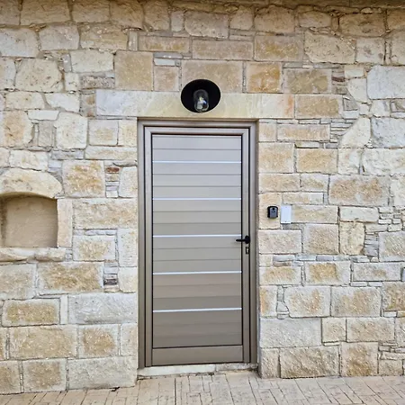 Appartamento Andre Marie Stonewood Retreat *