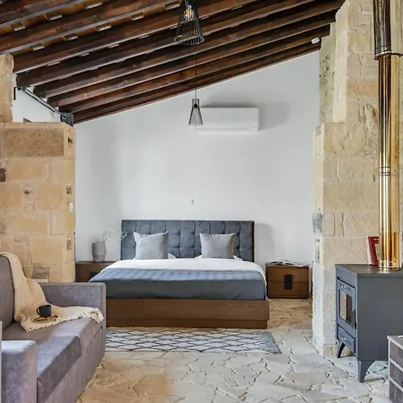 Andre Marie Stonewood Retreat *