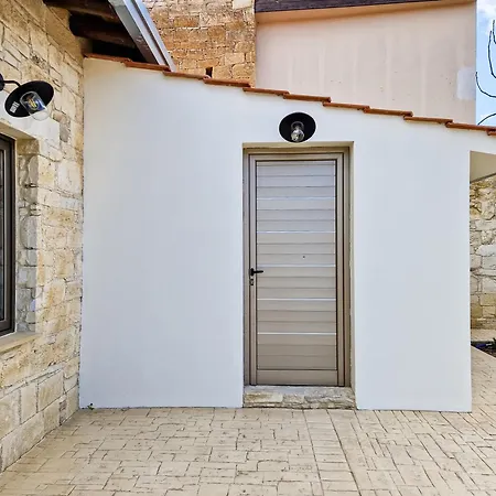 Andre Marie Stonewood Retreat Apartmán Lemesos