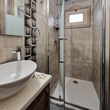 Andre Marie Stonewood Retreat