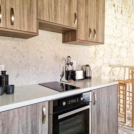 Andre Marie Stonewood Retreat Apartment *