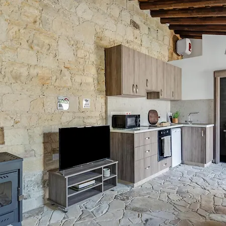 Andre Marie Stonewood Retreat