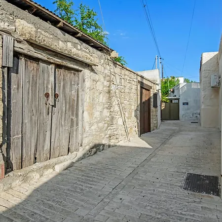 Andre Marie Stonewood Retreat