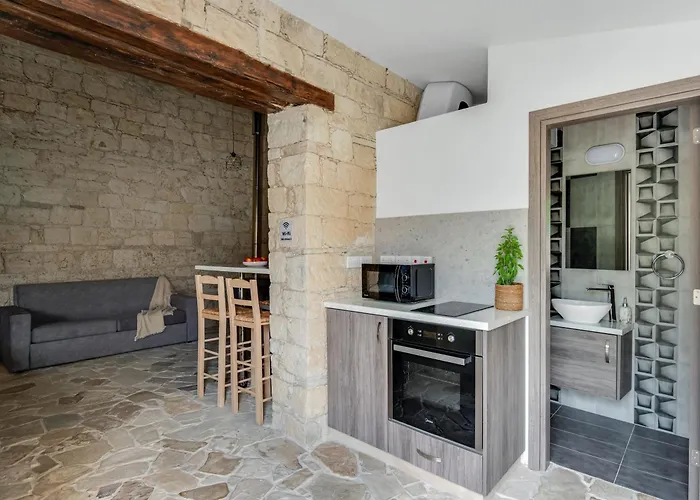 Andre Marie Stonewood Retreat