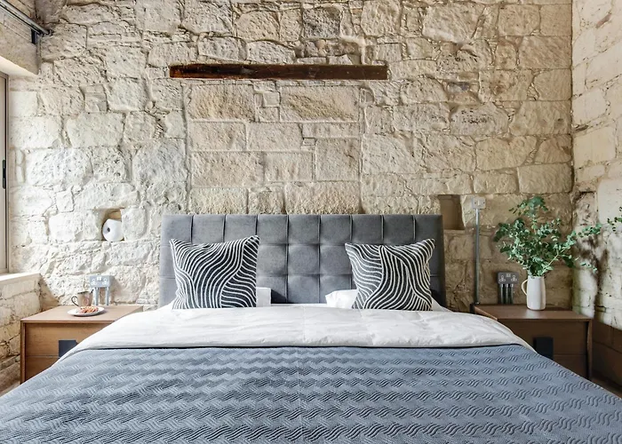 Apartment Andre Marie Stonewood Retreat