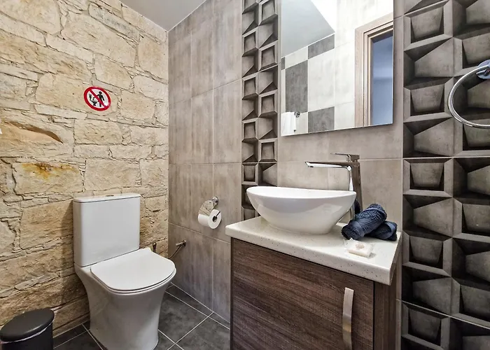 Andre Marie Stonewood Retreat