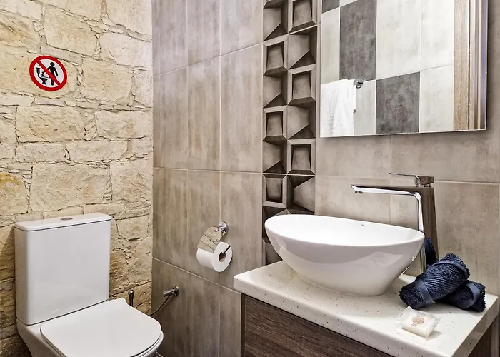 Andre Marie Stonewood Retreat