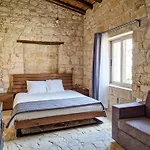 Andre Marie Stonewood Retreat