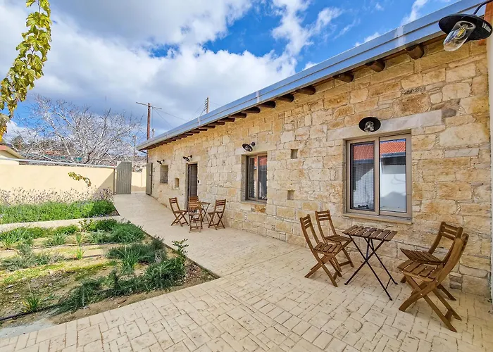Andre Marie Stonewood Retreat Διαμέρισμα Λεμεσός