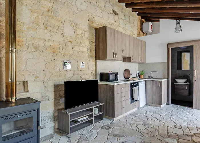 Andre Marie Stonewood Retreat